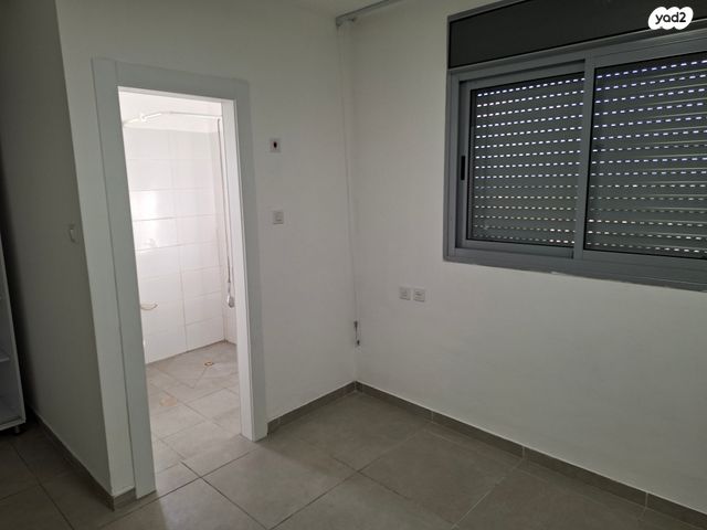 דירה, משה ברזני 27, הבנים, קרית גת