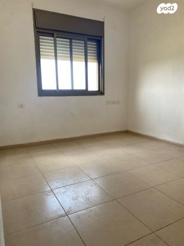 דירה, התאנה 1, עבדון, עבדון