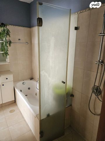 דירה, טשרניחובסקי 1, מרכז, הרצליה