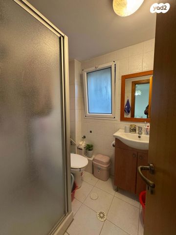 דירה, יצחק בשביס זינגר 9, קרית חתני פרס נובל, ראשון לציון