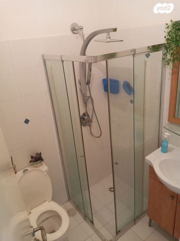 יחידת דיור, שדרות בן גוריון 7, נווה סביון, אור יהודה