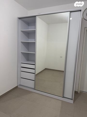 לאה גולדברג 1