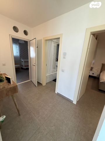 דירה, אליהו הנביא 50, פסגות אפק, ראש העין