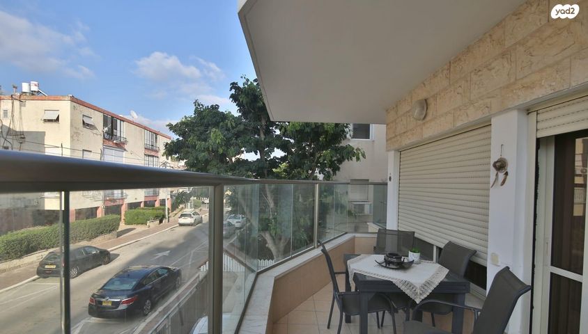 דירה, הרב הרצוג 16, מוצקין הותיקה, קרית מוצקין