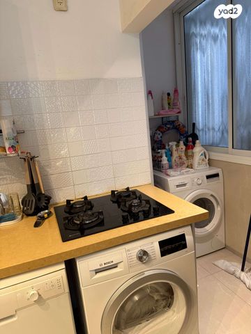 דירה, דולפין 6, עצמאות יוספטל, בת ים