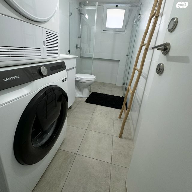 דירה, דניאל 37, לב העיר, בת ים