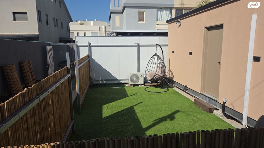 יחידת דיור, החרמון 12, המושבה, באר יעקב