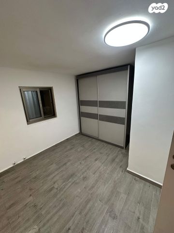 יוסף אבידר 13