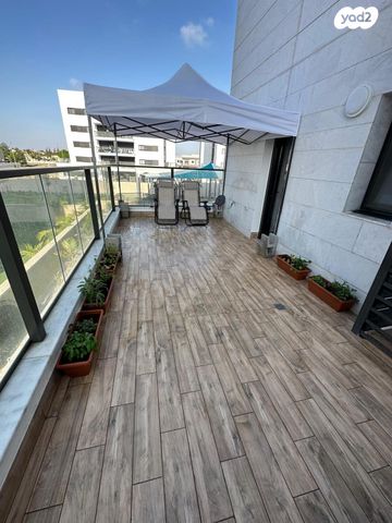 דירה, חיים נחמן ביאליק 14, גן יבנה מערב, גן יבנה