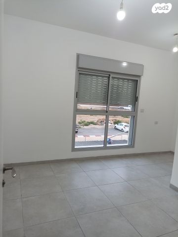 דירה, דולב 2, יצחק שמיר, נהריה