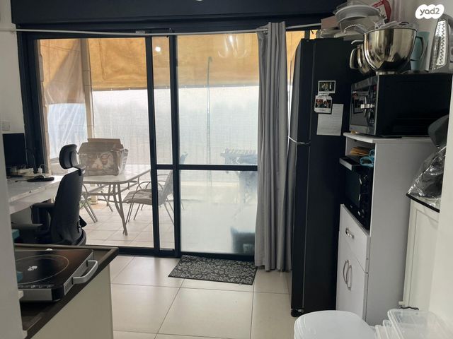 נווה שאנן 10