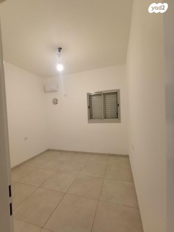 דירה, דולב 2, יצחק שמיר, נהריה