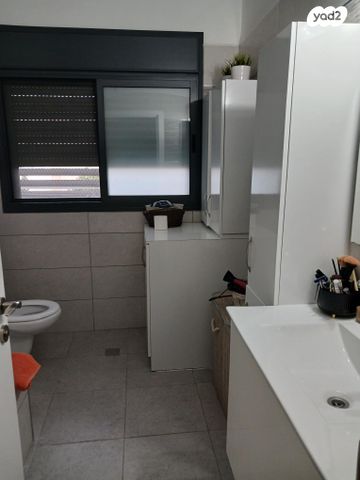 דירה, הרצל 74, עיר, מרכז העיר, נהריה