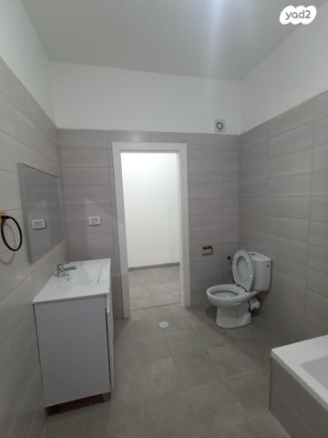 דירה, דולב 2, יצחק שמיר, נהריה