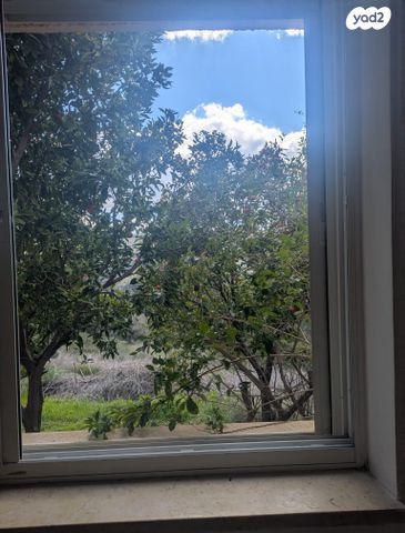 בית פרטי/ קוטג', הדס 5, שורשים, שורשים