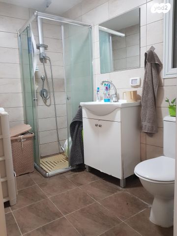 מרתף/ פרטר, החבצלת 4, גבעת שרת, בית שמש