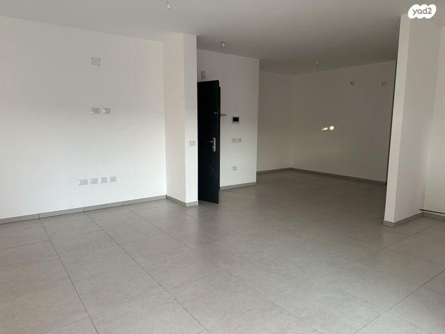 דירה, לשם 33, שאר העיר, אריאל