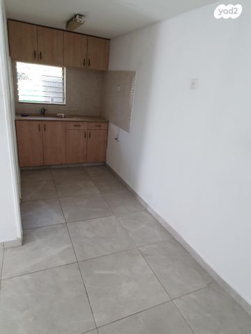 יחידת דיור, יעקב בר סימנטוב 50, גבעת אוויה, יהוד מונוסון