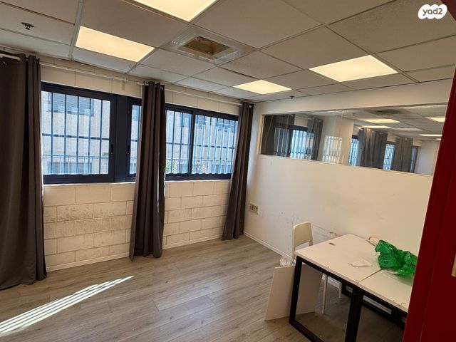 משרדים, המלאכה 45, אזור תעשיה ספיר, נתניה