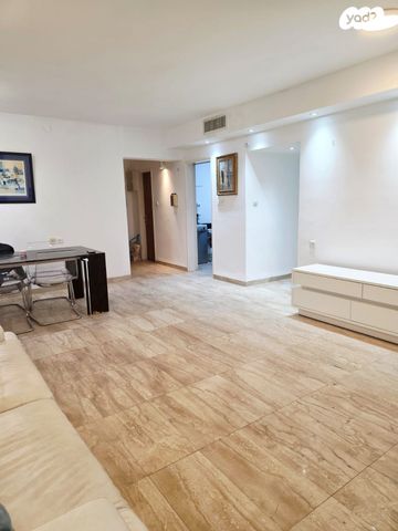 דירה, שדרות ניצה, צפון מערב מרכז העיר, נתניה