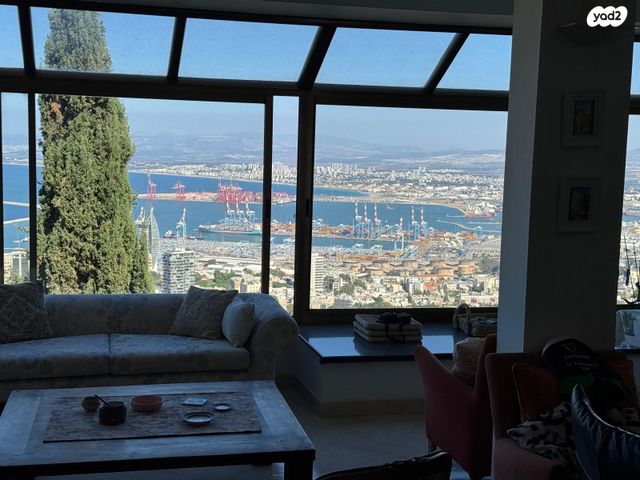 בניין מגורים, יפה נוף, כרמל מרכזי - שד' קיש, חיפה