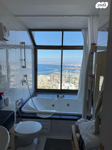 בניין מגורים, יפה נוף, כרמל מרכזי - שד' קיש, חיפה