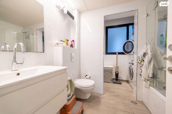 דירה, פסח קולר, כפר גנים ג, פתח תקווה