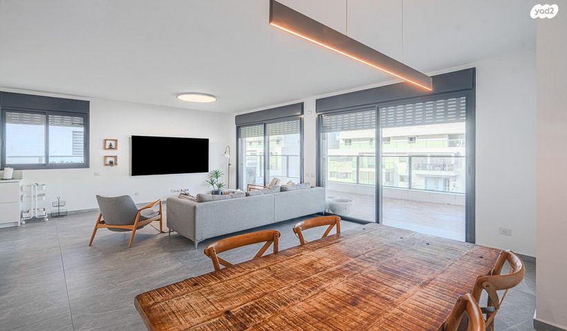 שקמים ואגמים