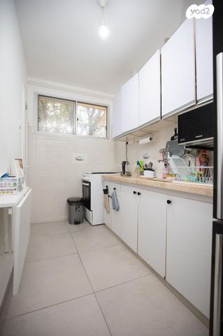 מעלה חסון 146