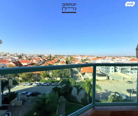 דירה, הרב חיים פינטו, גבעת הסביונים, קרית מלאכי