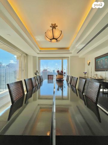 גג/ פנטהאוז, בורסה, רמת גן