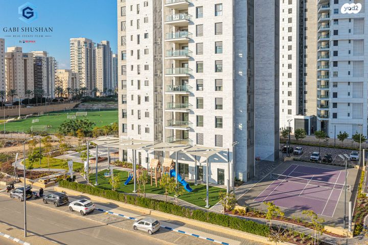 דירה, אמנון ליפקין שחק, נוף הטיילת, נתניה