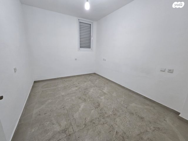 דירה, הרב אונטרמן 7, קרית הרב סלומון, פתח תקווה