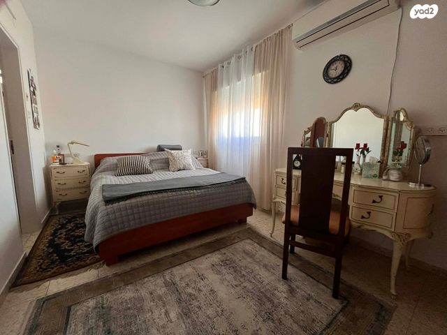 דירה, שמואל שלוסברג, שער העליה, חיפה