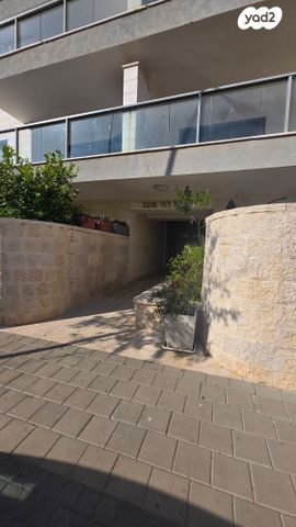 דירה, נחליאלי, הציפורים, מודיעין מכבים רעות