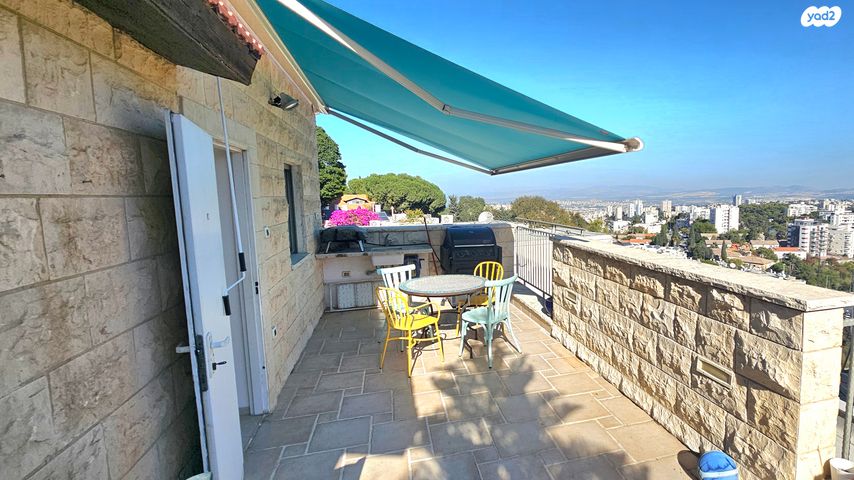 גג/ פנטהאוז, אחוזה, חיפה