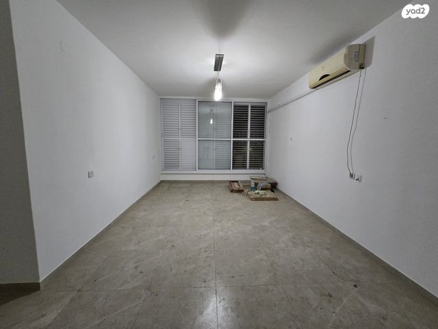 הרב אונטרמן 7