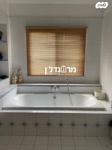 בית פרטי/ קוטג', חוחית, רמת השרון