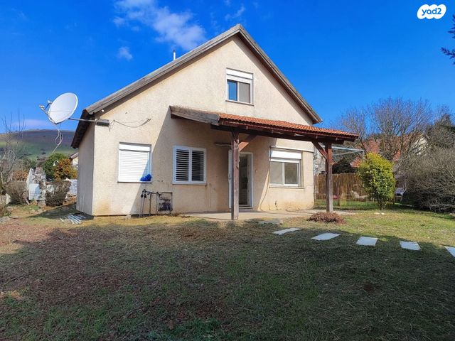 בית פרטי/ קוטג', עין זיוון