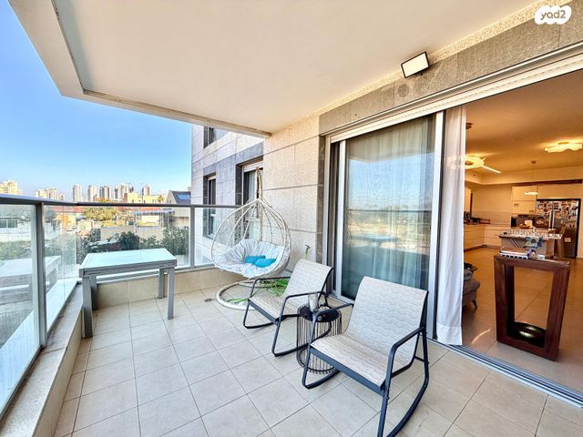 דירה, חטיבת גבעתי 21, גלי הים, נתניה