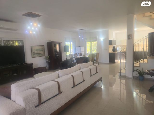 בית פרטי/ קוטג', מעוז ציון א', מבשרת ציון