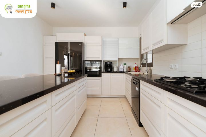 דירה, אהוד מנור, עיר ימים, נתניה