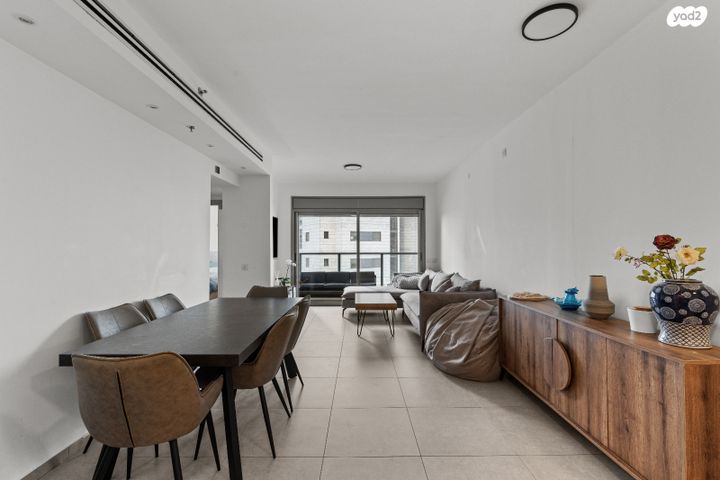 דירה, הרקפות, ראשון לציון