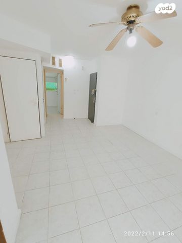 דירת גן, החצב, בני עי"ש