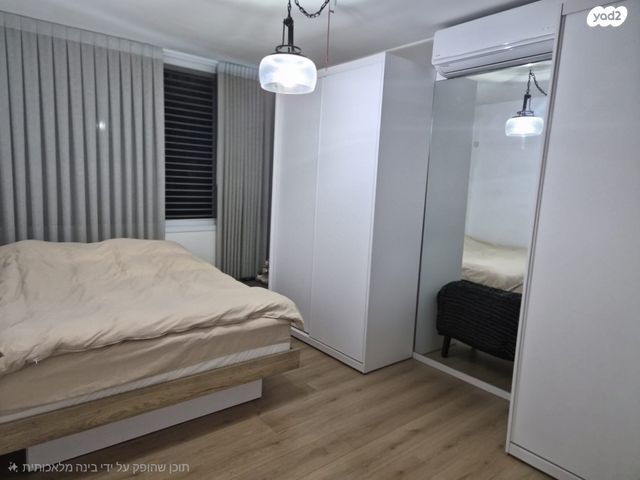 דירה, רחל הרשנזון, שעריים, רחובות