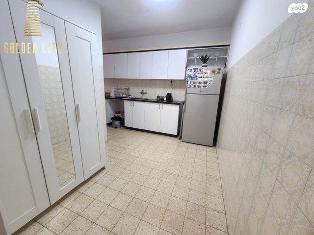 דירה, גבעת חיים, נתניה