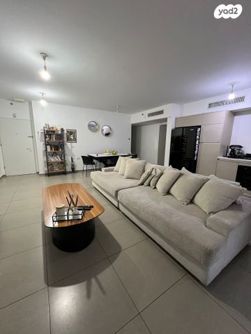 דירה, משה דיין 4, נווה דוד, רמלה