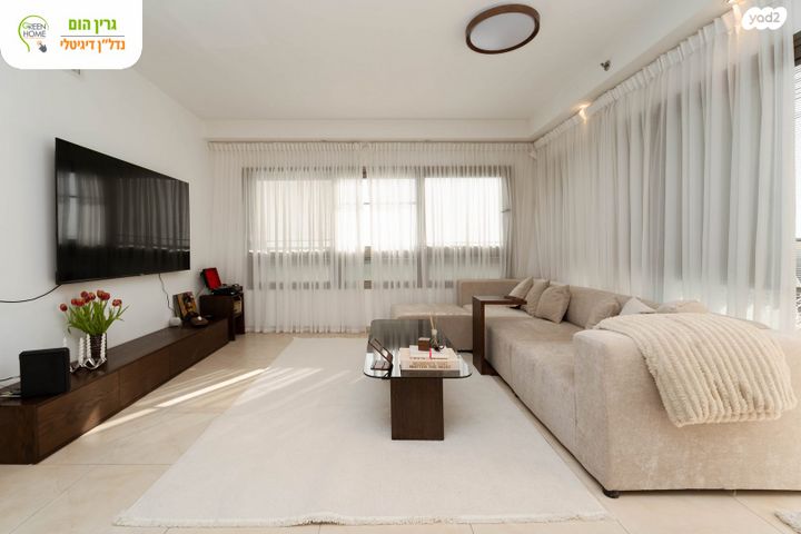 דירה, אהוד מנור, עיר ימים, נתניה