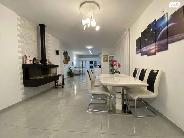 גג/ פנטהאוז, משה שרת 60, שאר העיר, עפולה