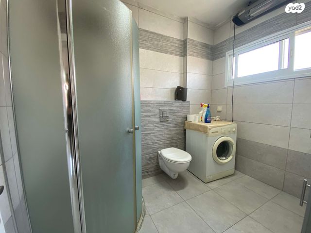 גג/ פנטהאוז, משה שרת 60, שאר העיר, עפולה